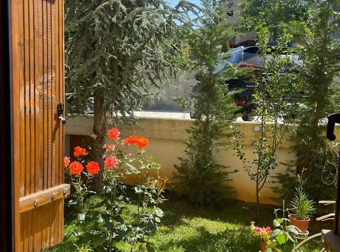 Konda Pogradec 酒店